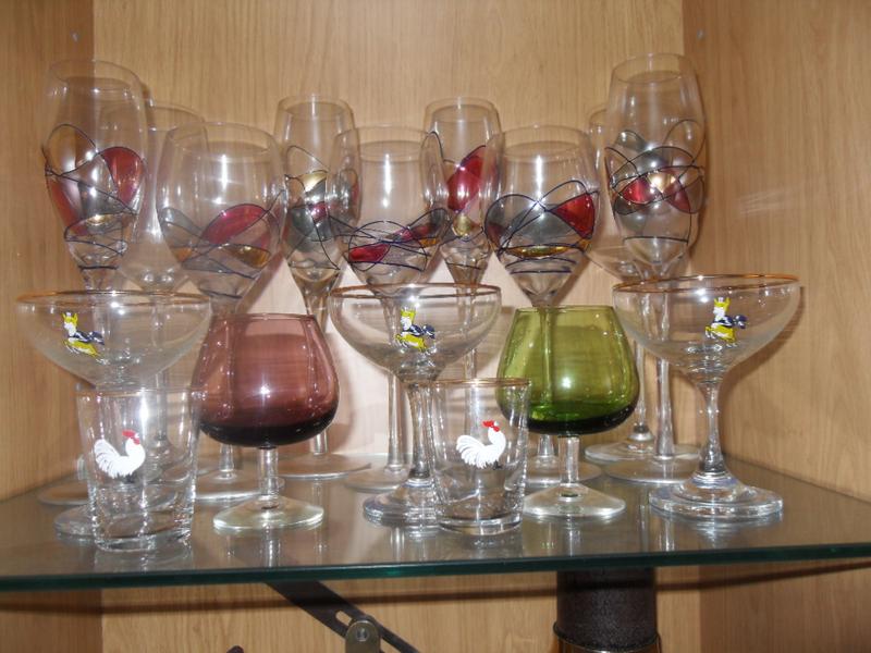 Kitchen cabinet